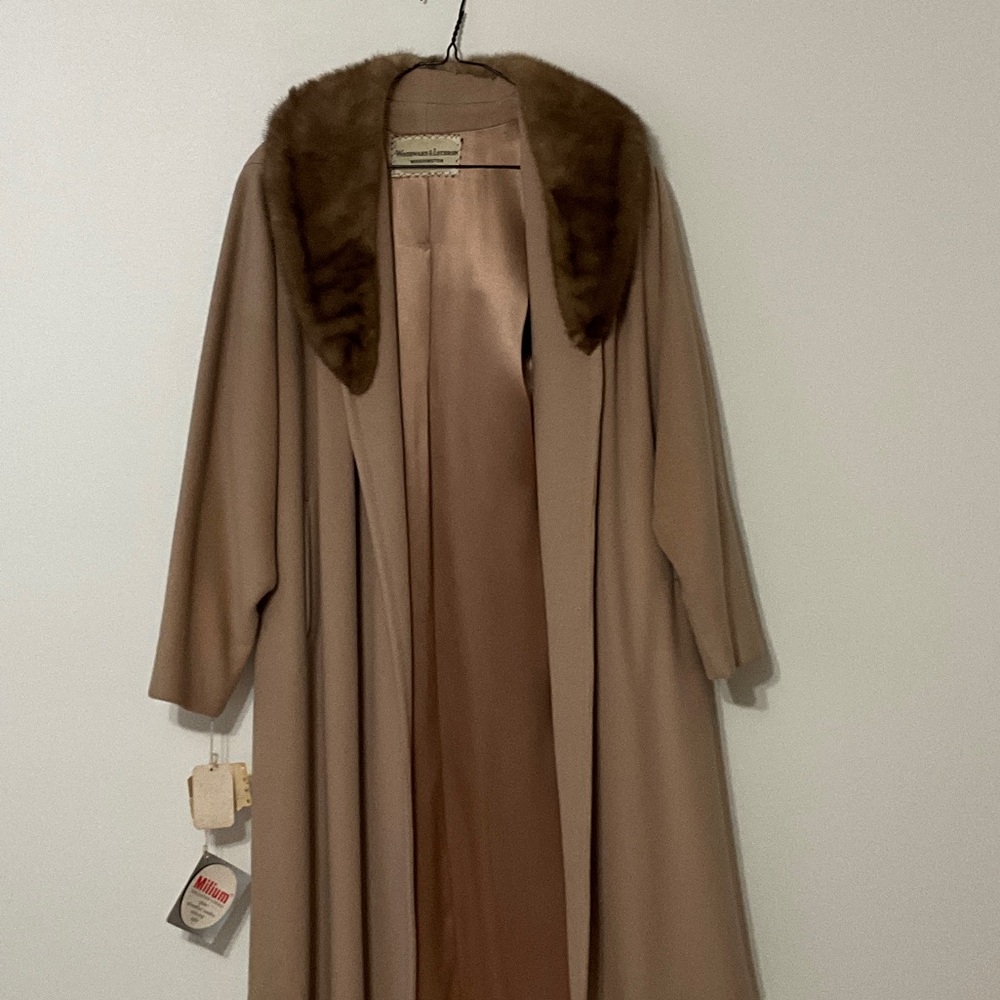 VINTAGE 100% Cashmere coat with mink collar~ size 10